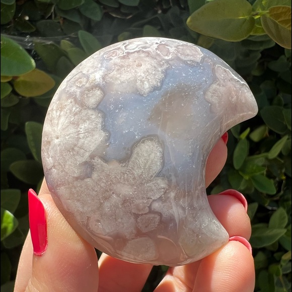 Blue Flower Agate Moon Carving - Picture 3 of 5